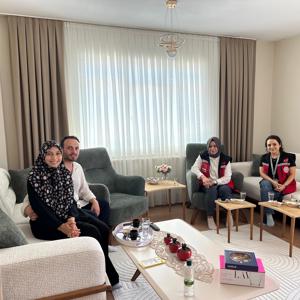 Sayın Bakanımız Mahinur Özdemir Göktaş'ın Tebriklerini Genç Çiftlere İletiyoruz - fotoğraf 2