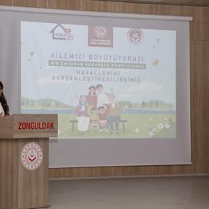 İl Müdürlüğümüz Konferans Salonu’nda Gönül Elçileri ile Koruyucu Aile Farkındalık Toplantısı Gerçekleştirilmiştir. - fotoğraf 15