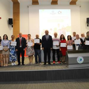GÜVENLİ BAĞLANMA İLE GELECEĞE KÖPRÜ: 1. KADEME KORUYUCU AİLE EĞİTİMİ SERTİFİKA TÖRENİ - fotoğraf 1