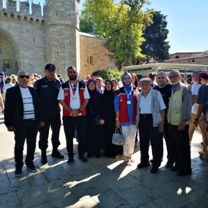 2025 'Aile Yılı' Kapsamında "Ailemiz İnancımız, Geleneğimiz, Değerlerimiz" Temasıyla Şehit Yakınlarımız ile Topkapı Sarayını Ziyaret Ediyoruz - fotoğraf 3