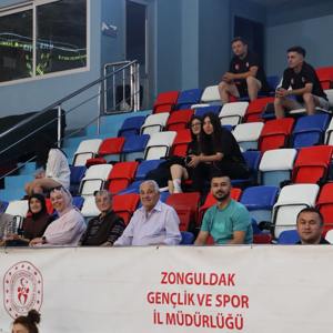 Voleybol Turnuvasının 5 ve 6 Temmuz tarihlerinde ilk karşılaşmaları gerçekleştirildi. - fotoğraf 11