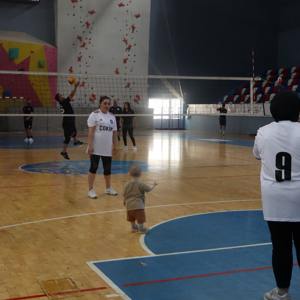 Voleybol Turnuvasının 5 ve 6 Temmuz tarihlerinde ilk karşılaşmaları gerçekleştirildi. - fotoğraf 9