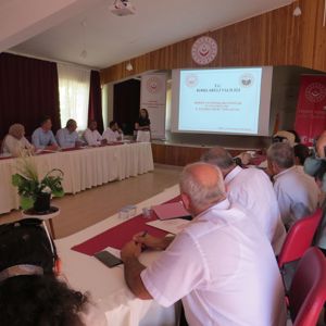 Roman Vatandaşlara Yönelik Ulusal Strateji Belgesi ve I. Aşama İl Eylem Planı değerlendirme ve II. Aşama Eylem Planı (2026-2030) Hazırlık Çalışmaları Kapsamında Toplantı Gerçekleştirildi. - fotoğraf 3