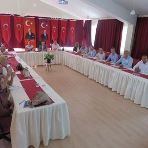 Roman Vatandaşlara Yönelik Ulusal Strateji Belgesi ve I. Aşama İl Eylem Planı değerlendirme ve II. Aşama Eylem Planı (2026-2030) Hazırlık Çalışmaları Kapsamında Toplantı Gerçekleştirildi. - fotoğraf 1