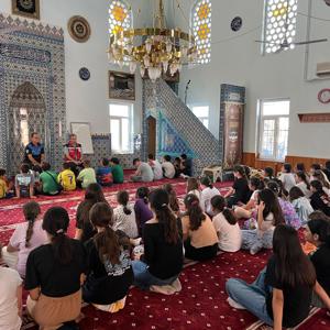 Değerlerimle Varım Değerlerimle Güçlüyüm Projesi Kapsamında Eğitim Programı Gerçekleştirildi - fotoğraf 2