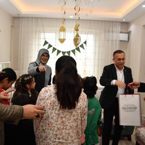 Ramazan Bayramı’nda Çocuklarımıza ve Kahraman Ailelerimize Bayram Ziyareti - fotoğraf 1