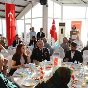 15 Temmuz Demokrasi ve Milli Birlik Gününü Anma Etkinlikleri Kapsamında Zonguldak Polisevinde Yemek Programı İcra Edilmiştir. - fotoğraf 10
