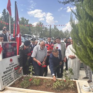 Gaziantep’te Şehitlikte Vefa ve Minnet Buluşması - fotoğraf 1