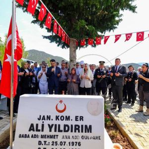 Türk Milletinin Karanlık Bir Geceyi Destana Dönüştürdüğü 15 Temmuz’un Yıl Dönümünde; Vatan Uğruna Can Veren Aziz Şehitlerimiz Rahmet ve Minnetle Yâd Edildi. - fotoğraf 7