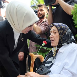Aile ve Sosyal Hizmetler Bakanımız Göktaş, 15 Temmuz Şehitliği'ndeki anma törenine katıldı - fotoğraf 5