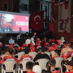 15 Temmuz Demokrasi ve Millî Birlik Günü’nde Küçükyalı Çocuk Evleri Sitesi’nde Gerçekleştirilen Etkinlikte Şehit Yakınlarımız, Gazilerimiz ve Çocuklarımızla Anlamlı Birliktelik Sağlandı - fotoğraf 3