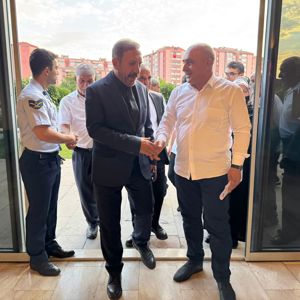 Diyarbakır Valiliğimiz tarafından 15 Temmuz Demokrasi ve Milli Birlik Günü dolayısıyla yemek organizasyonu düzenlendi. - fotoğraf 12