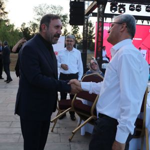Diyarbakır Valiliğimiz tarafından 15 Temmuz Demokrasi ve Milli Birlik Günü dolayısıyla yemek organizasyonu düzenlendi. - fotoğraf 11