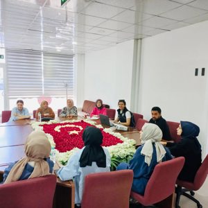işleri Bakanlığı ve Emniyet Genel Müdürlüğü koordinesinde yürütülen “En İyi Narkotik Polisi: Anne” projesi kapsamında, İl Müdürlüğümüze bağlı ŞONİM  personeline yönelik farkındalık eğitimi gerçekleştirildi - fotoğraf 2