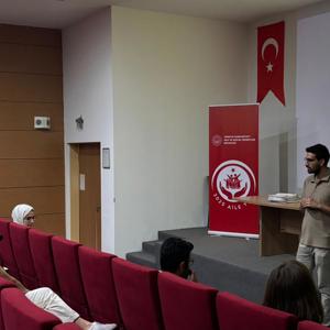 Kapının Eşiğinde Ailem Projesi - fotoğraf 3