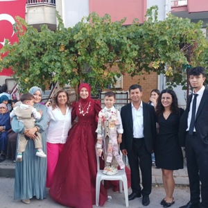İl Müdürümüz Sayın Emine BÖÇKÜN, “Şefkat Kahramanlarımızdan” ÇAM Ailesinin Himayesindeki Evladımız için Düzenlenen Sünnet Merasimine Katılım Sağladı. - fotoğraf 1