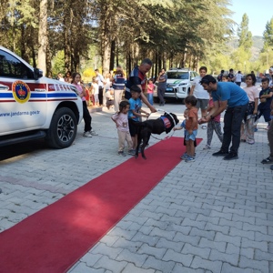 Gölcük Tabiat Parkı'nda Aile Coşkusu - fotoğraf 4