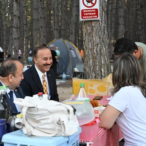 Gölcük Tabiat Parkı'nda Aile Coşkusu - fotoğraf 8