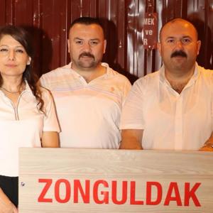 15 Temmuz Demokrasi ve Milli Birlik Gününü Anma Programları Kapsamında Zonguldak Madenci Anıtı Önünde Demokrasi Nöbeti Tutuldu. - fotoğraf 13