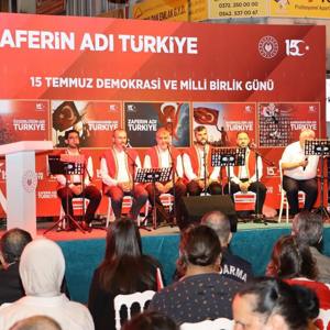 15 Temmuz Demokrasi ve Milli Birlik Gününü Anma Programları Kapsamında Zonguldak Madenci Anıtı Önünde Demokrasi Nöbeti Tutuldu. - fotoğraf 15