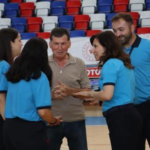 2025 Aile Yılı Kapsamında Kuruluşlarımız Arası Voleybol Turnuvasının İlk Eleme Müsabakaları Tamamlanmıştır.  - fotoğraf 14
