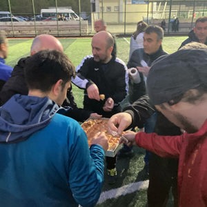 23 Nisan Ulusal Egemenlik ve Çocuk Bayramı kapsamında dostluk futbol müsabakası düzenlendi. - fotoğraf 2