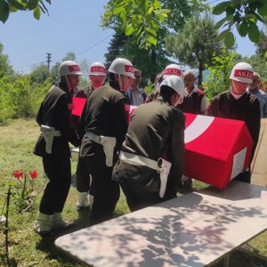  Kıbrıs Gazimiz Kani Demir’e Son Görev - fotoğraf 5