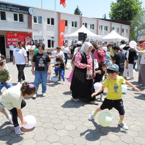 Aile Yılı kapsamında, Fatsa Kaymakamlığı uhdesinde; Fatsa Belediyesi, Fatsa SHM Müdürlüğü ve Fatsa MYO iş birliğiyle “Üniversite-Aile Buluşması” düzenlendi. - fotoğraf 6