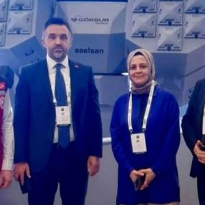 İDEF 2025 Uluslararası Savunma Sanayi Fuarında,  Aile Yılı Tanıtım Standı ile Koruyucu ve Önleyici Hizmet Modellerimize İlişkin Bilgilendirmede Bulunuyoruz - fotoğraf 2
