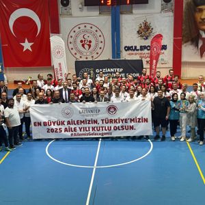 Kurumlar Arası Voleybol Turnuvasında Final Heyecanı Yaşandı - fotoğraf 1