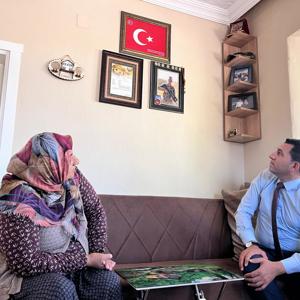 Şehit Ailesine Anlamlı Ziyaret - fotoğraf 2