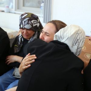Bakan Yardımcımız Sayın Leman Yenigün Şehitlerimiz İçin Düzenlenen Cenaze Törenlerine Katıldı - fotoğraf 2