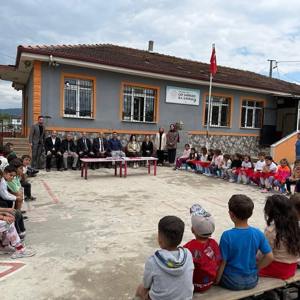 2025 Aile Yılı Etkinlikleri Kapsamında Müdürlüğümüze bağlı Alaplı Sosyal Hizmet Merkezi Tarafından Düzenlenen ‘Aile’ Temalı Resim Yarışması Gerçekleştirildi. - fotoğraf 3