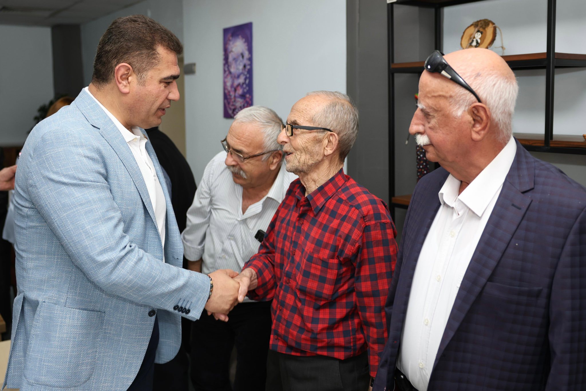 Valimiz Sayın Selçuk Aslan’dan Huzurevi Ziyareti ve Bayramlaşma - fotoğraf 3