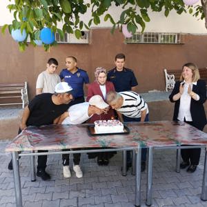 Başyayla Bakım, Rehabilitasyon ve Aile Danışma Merkezi Müdürlüğündeki Özel Bireylerimizin Doğum Günleri Kutlandı - fotoğraf 4