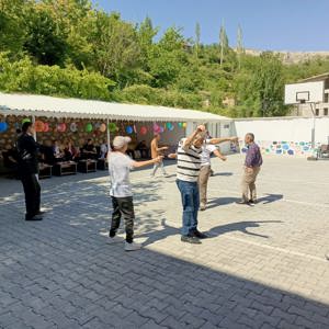 Başyayla Bakım, Rehabilitasyon ve Aile Danışma Merkezi Müdürlüğündeki Özel Bireylerimizin Doğum Günleri Kutlandı - fotoğraf 2