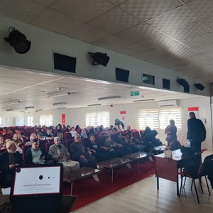 “Yabancı Bir Ülkede Ebeveyn Olmak” Konulu Eğitim Semineri Gerçekleştirildi - fotoğraf 6