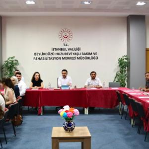 İl Müdürümüz Sayın Ömer TURAN'ın Başkanlığında Özel Bakım Hizmetleri Kalitesini Artırmaya Yönelik İstişare ve Değerlendirme Toplantısı Düzenlenmiştir - fotoğraf 2