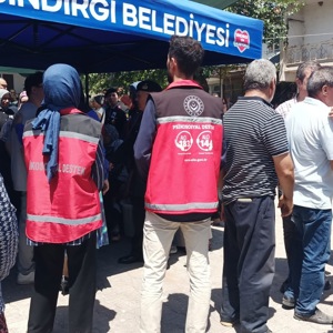 Jandarma Astsubay Çavuş Berat KARABODUR’un Ailesine Taziye Ziyareti  - fotoğraf 2