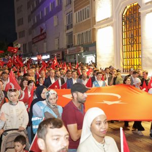 15 Temmuz Demokrasi ve Millî Birlik Günü Etkinlikleri Kapsamında Demokrasi ve Millî Birlik Yürüyüşü Yapıldı - fotoğraf 1