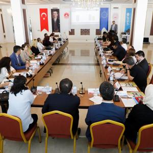 "Türkiye’de Koruyucu Aile Sisteminin Güçlendirilmesi Projesi” Kapsamında İlimizde Paydaş Toplantısı Düzenlendi - fotoğraf 2