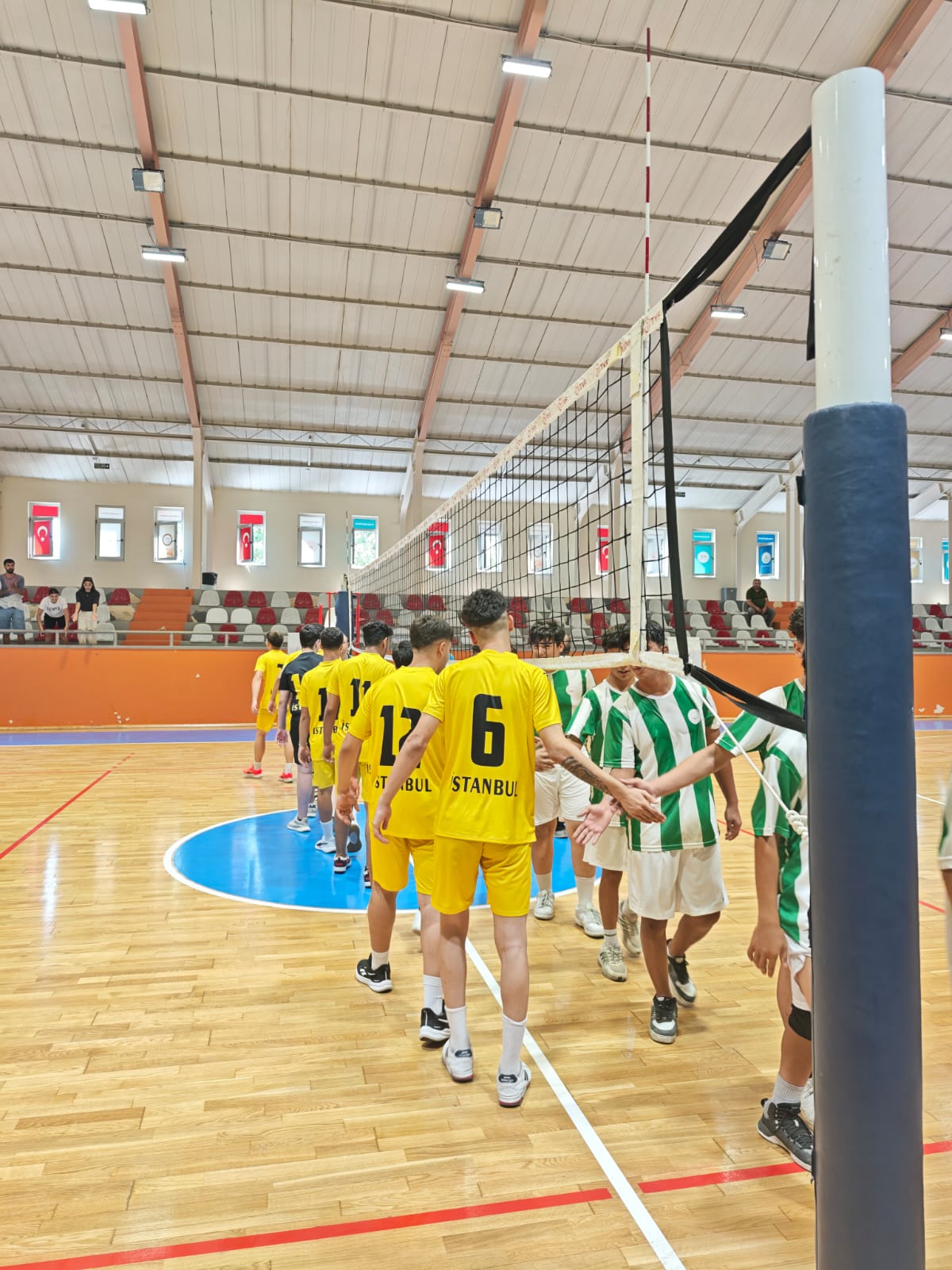 Çocuk Hizmetleri Genel Müdürlüğü 7. Voleybol Türkiye Şampiyonası Grup Elemelerinde Kız Takımımız ve Erkek Takımımız Marmara Bölge Şampiyonu Oldu