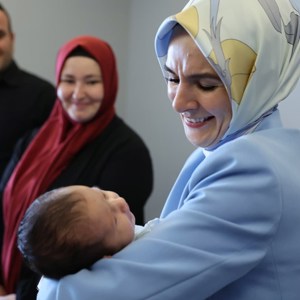 Temmuz ayı doğum yardımı ödemeleri bugün itibarıyla annelerin hesaplarına yatırılıyor - fotoğraf 1