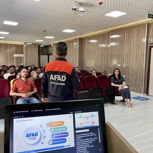 Yüksekova’da Afet Farkındalık Eğitimi - fotoğraf 1