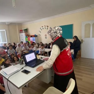 Akran Zorbalığı ve Siber Zorbalığa Karşı Farkındalık Eğitimi - fotoğraf 2