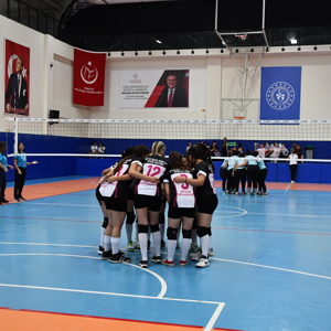 Kız Voleybol Takımımız Akdeniz Bölge 1. Oldu - fotoğraf 2