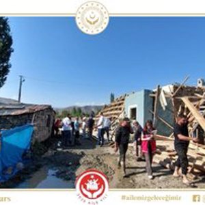 Sel Bölgesinde Destek Ekibi - fotoğraf 1