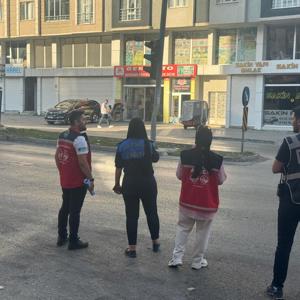 Çocuklarımızı sokakların risklerinden korumak için “Çocuklar Güvende” ekiplerimiz sahada. - fotoğraf 1
