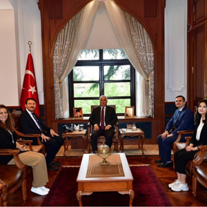 Vali Yıldırım, Koruyucu Aile Sistemi Toplantısı Paydaşlarını Kabul Etti - fotoğraf 1