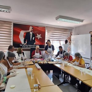 Gazi Çocuk Evleri Sitesi’nde Kurabiye Etkinliği: Aile Olmanın Sıcaklığı Paylaşıldı - fotoğraf 1